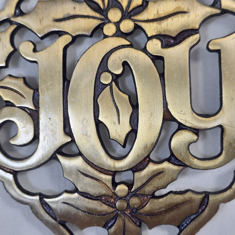 1970s VTG AVON Holly & Joy Cast‎ Iron Trivet Wall Hanging Christmas Decor Brass - Picture 2 of 7